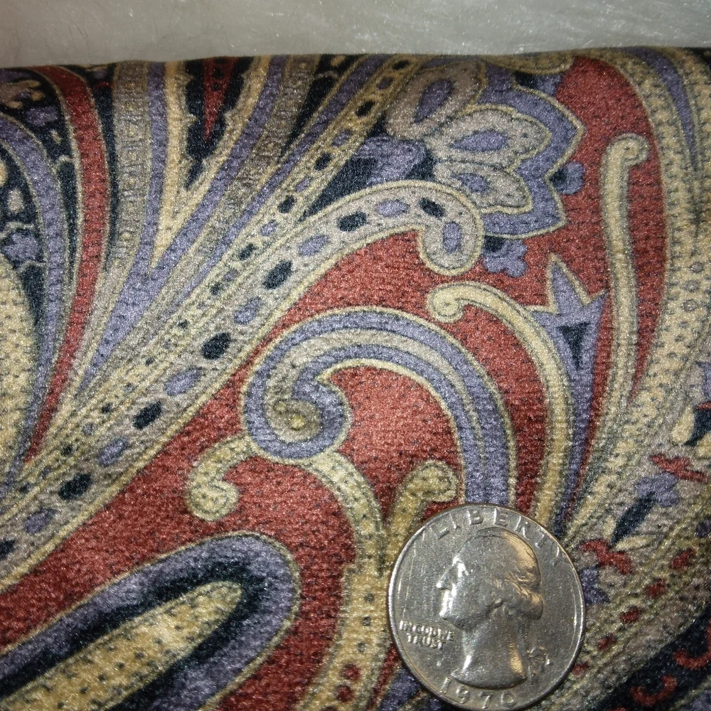 FABRIC Synthetic 80s 2-way knit in blue and rust paisley with nap